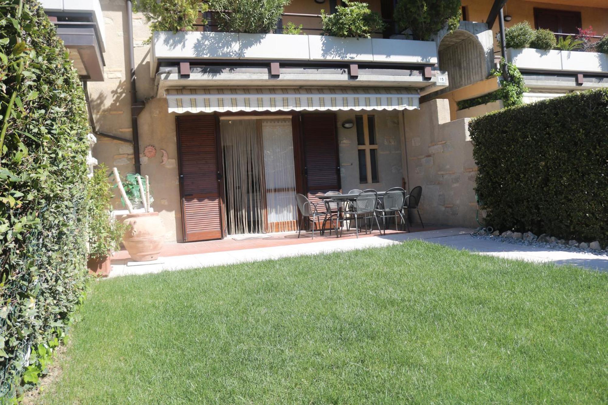 Apartment In Lazise - Gardasee 40851 Екстериор снимка